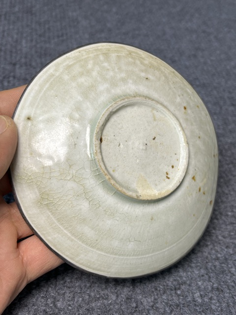 古玩陶瓷清白釉雙魚紋六出筋小盤拍賣,當(dāng)前價(jià)格1088元