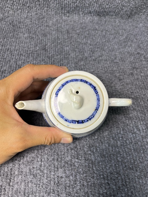 古玩陶瓷青花玲瓏瓷壺拍賣,當前價格999元