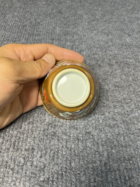 古玩陶瓷紫金釉開窗粉彩花卉紋杯拍賣,當前價格399元