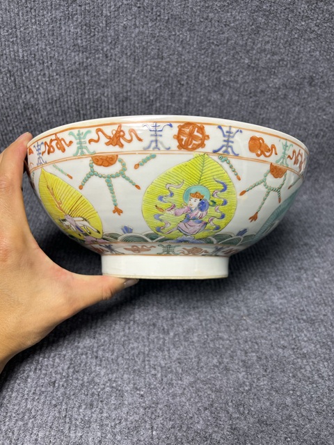 古玩陶瓷粉彩七臻八寶紋大碗真品鑒賞圖