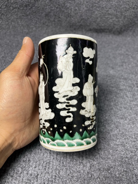 古玩陶瓷墨地粉彩留白八仙人物故事紋筆筒拍賣,當前價格3988元