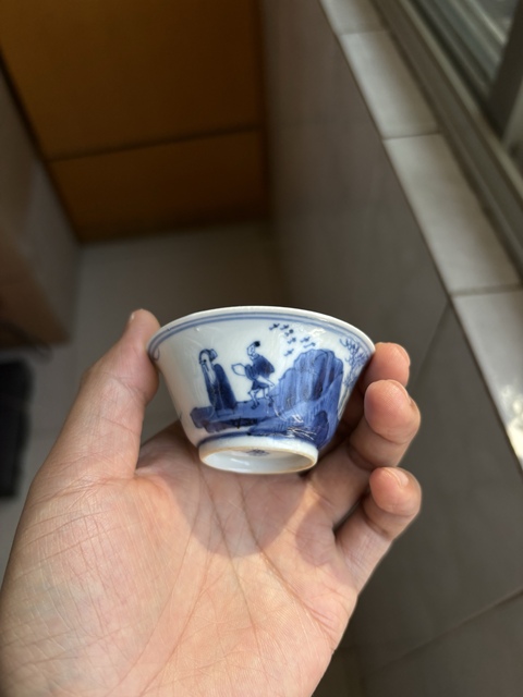 古玩陶瓷人物山水紋青花杯真品鑒賞圖