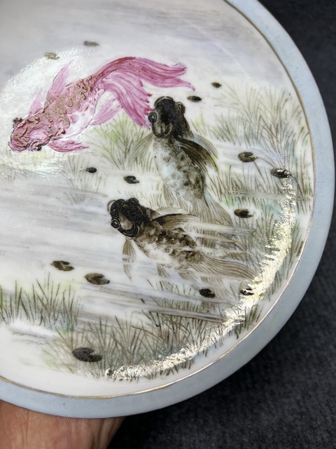 古玩陶瓷粉彩金魚紋盤拍賣，當前價格12888元