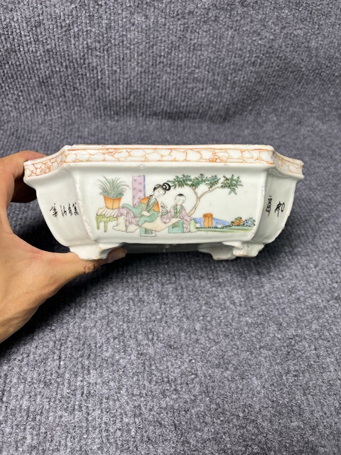古玩陶瓷粉彩桃花美女水仙盆拍賣，當(dāng)前價(jià)格1888元