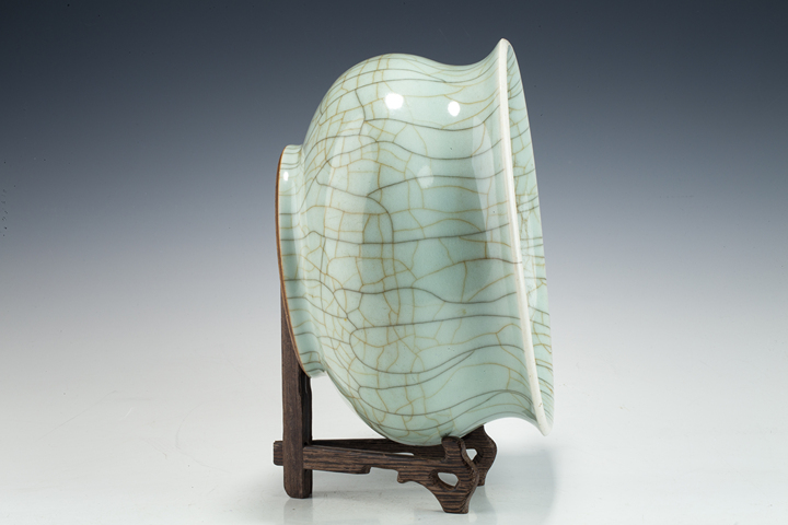 古玩陶瓷清雍乾·仿官釉羅漢爐拍賣(mài),當(dāng)前價(jià)格11537元