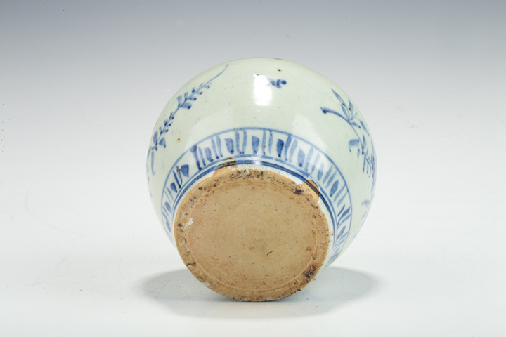 古玩陶瓷明中·青花折枝花卉紋蓋罐拍賣，當(dāng)前價格4158元