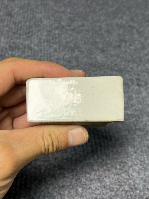 古玩陶瓷白釉水盂拍賣，當前價格399元