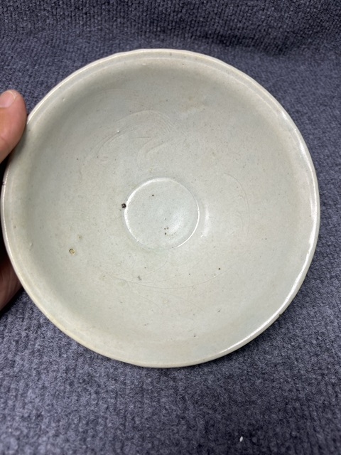 古玩陶瓷清白釉蓮瓣紋大碗拍賣，當前價格1588元