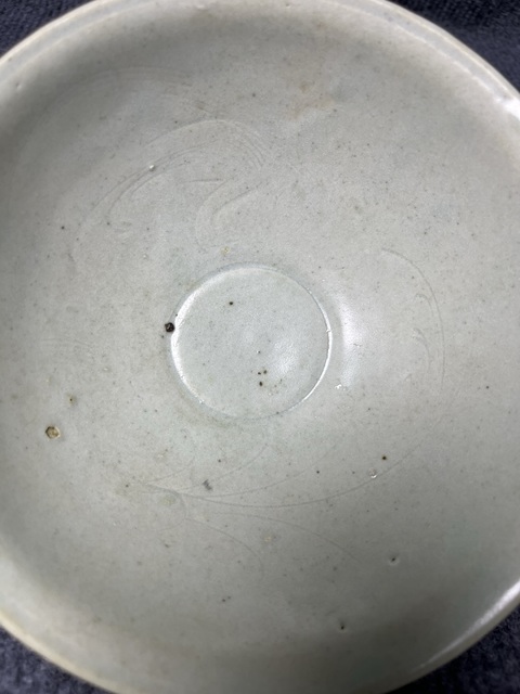 古玩陶瓷清白釉蓮瓣紋大碗拍賣，當前價格1588元