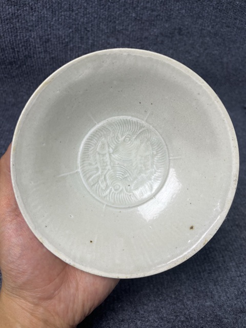古玩陶瓷青白釉暗刻雙魚紋六出筋碗拍賣，當前價格2288元