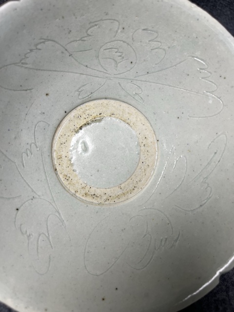 古玩陶瓷青白釉刻劃花卉紋碗拍賣，當前價格1388元
