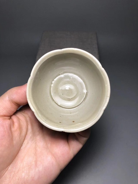 古玩陶瓷青釉花口盞和托真品鑒賞圖