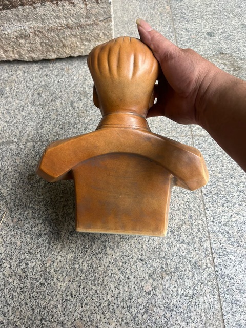 古玩陶瓷紫金釉偉人像真品鑒賞圖