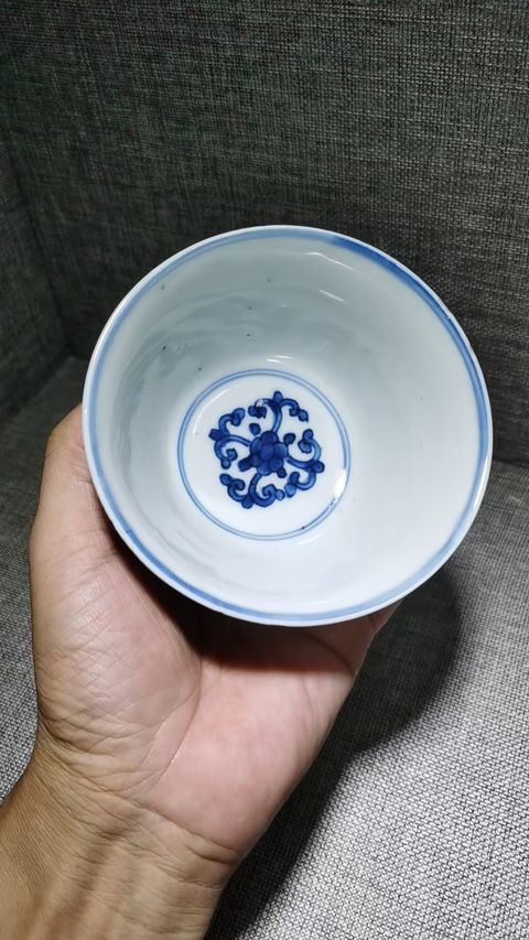 古玩陶瓷明末清初青花卷草龍紋杯拍賣，當前價格22800元