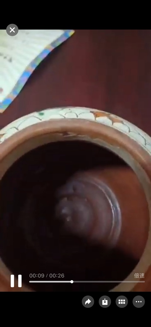 古玩陶瓷三彩刻花罐真品鑒賞圖