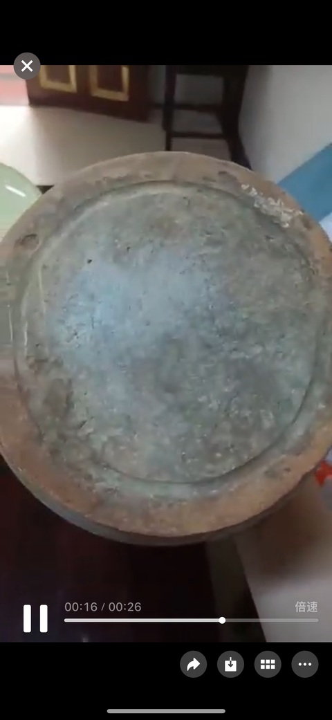 古玩陶瓷三彩刻花罐真品鑒賞圖