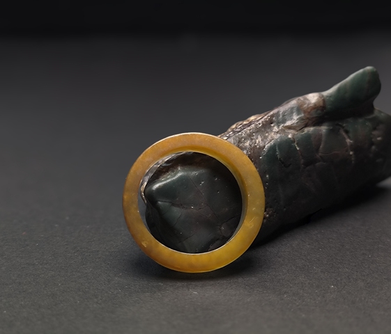 古玩玉器和田玉環真品鑒賞圖