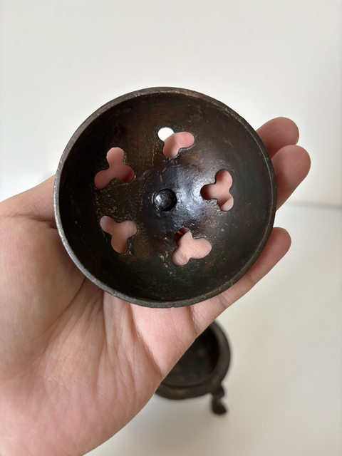 古玩銅器銅三足爐真品鑒賞圖