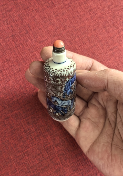 古玩陶瓷道光青花釉里紅八駿圖鼻煙壺拍賣，當前價格6666元