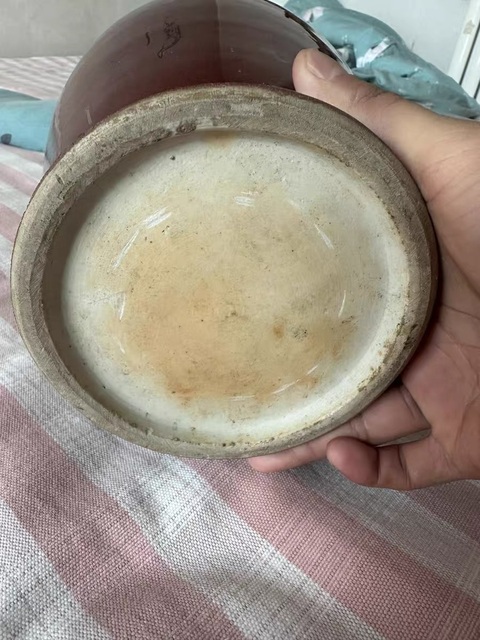 古玩陶瓷郎紅釉盤口瓶真品鑒賞圖