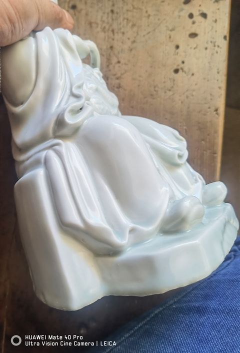 古玩陶瓷德化窯塑像真品鑒賞圖