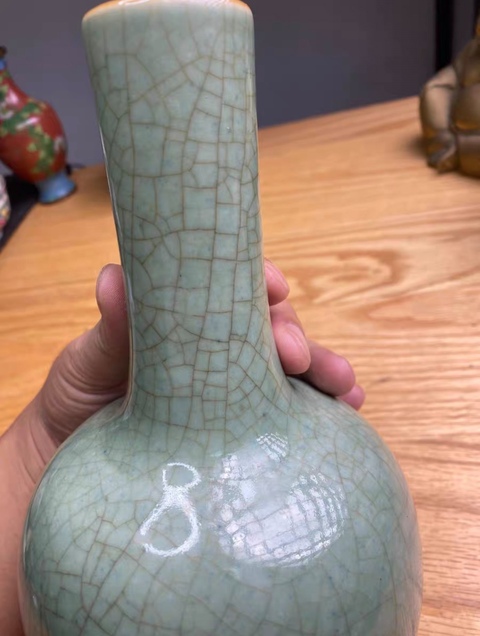 古玩陶瓷晚清綠哥釉天球瓶拍賣，當前價格4680元