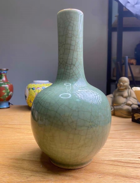 古玩陶瓷晚清綠哥釉天球瓶拍賣，當前價格4680元