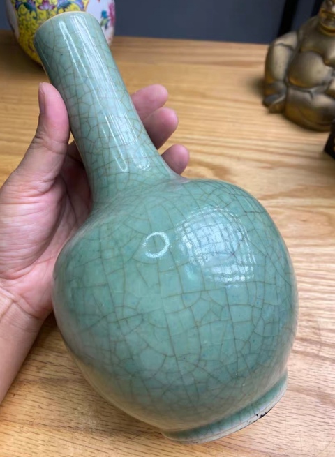 古玩陶瓷晚清綠哥釉天球瓶拍賣，當前價格4680元