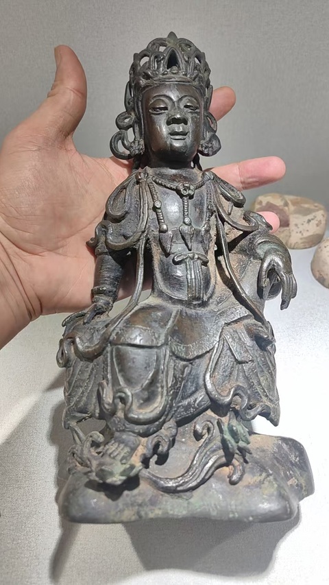 古玩銅器造像真品鑒賞圖