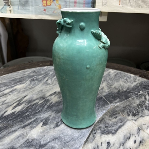 古玩陶瓷松石綠釉盤螭龍紋瓶真品鑒賞圖