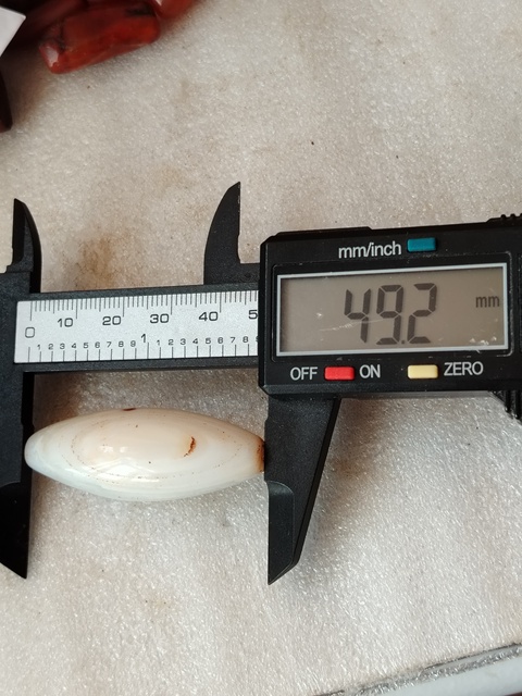 古玩玉器天然瑪瑙珠真品鑒賞圖