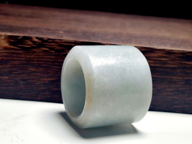 古玩玉器翡翠雕“素紋扳指”真品鑒賞圖