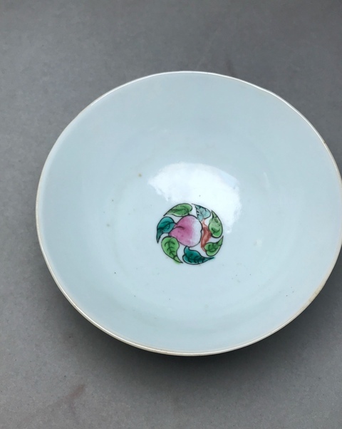 古玩陶瓷粉彩福壽紋碗真品鑒賞圖