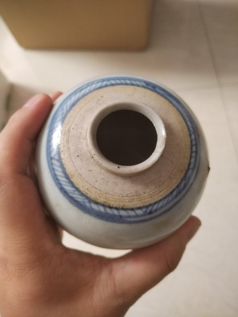 古玩陶瓷青花罐真品鑒賞圖