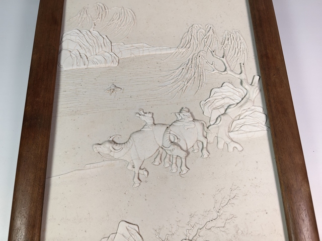 古玩陶瓷民國返瓷白釉浮雕牧牛圖嬰戲紋瓷板真品鑒賞圖