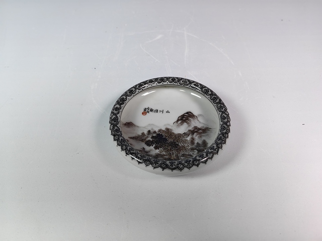 古玩陶瓷民國墨彩風景山水人物紋水盂真品鑒賞圖