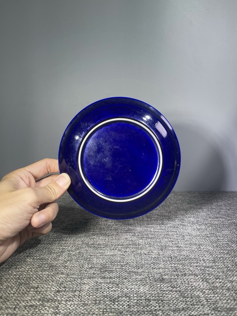 古玩陶瓷清晚期.茄皮紫釉盤拍賣，當前價格0元