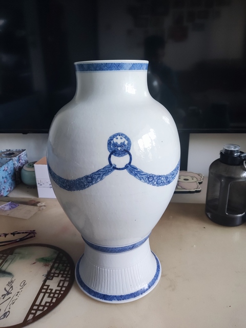 古玩陶瓷青花鋪首銜環尊真品鑒賞圖