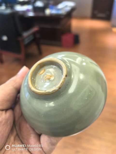 古玩陶瓷龍泉青瓷芒口盞真品鑒賞圖