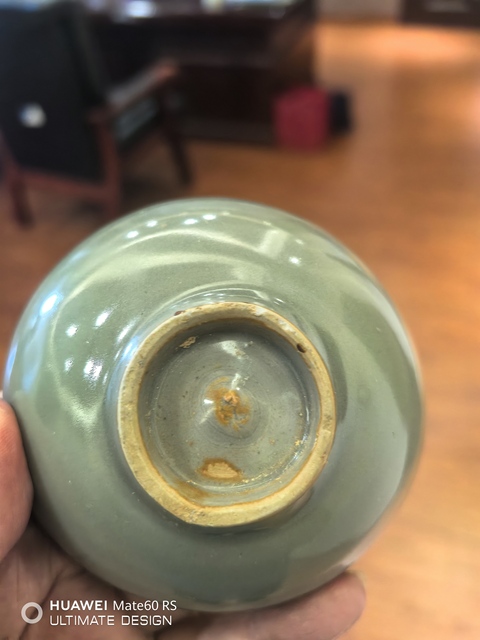 古玩陶瓷龍泉青瓷芒口盞真品鑒賞圖