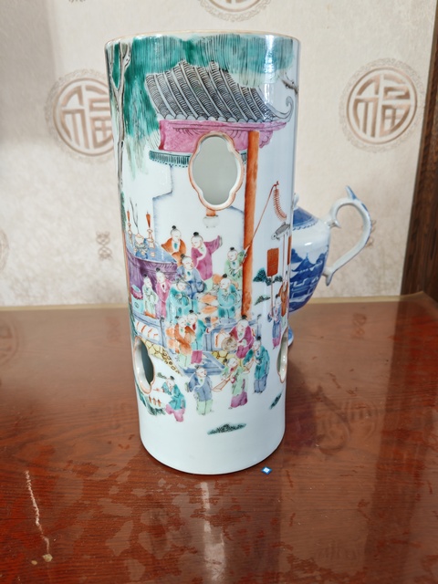 古玩陶瓷粉彩百子鬧春圖帽筒真品鑒賞圖