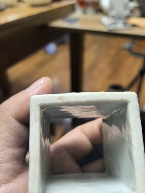 古玩陶瓷青花人物四方盒真品鑒賞圖