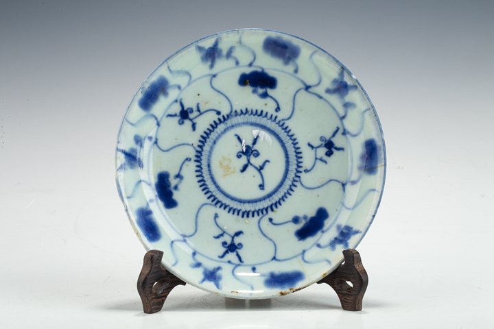 古玩陶瓷清雍正·青花靈芝紋盤
真品鑒賞圖