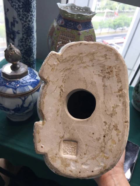 古玩陶瓷福星粉彩塑像真品鑒賞圖