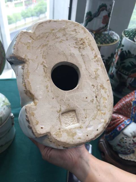古玩陶瓷福星粉彩塑像真品鑒賞圖