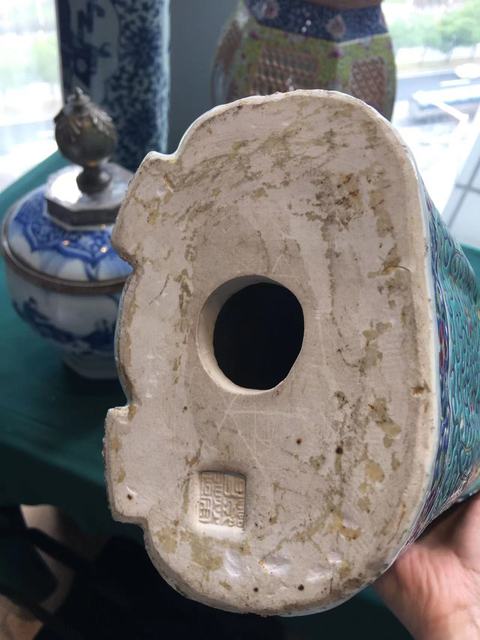 古玩陶瓷福星粉彩塑像真品鑒賞圖