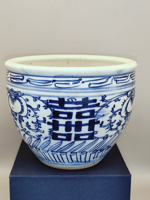 古玩陶瓷晚清,案頭青花喜字紋卷缸拍賣,當前價格2600元