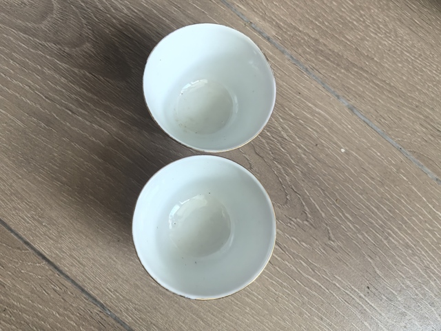 古玩陶瓷民國胭脂紅釉描金茶杯一對拍賣，當(dāng)前價(jià)格299元