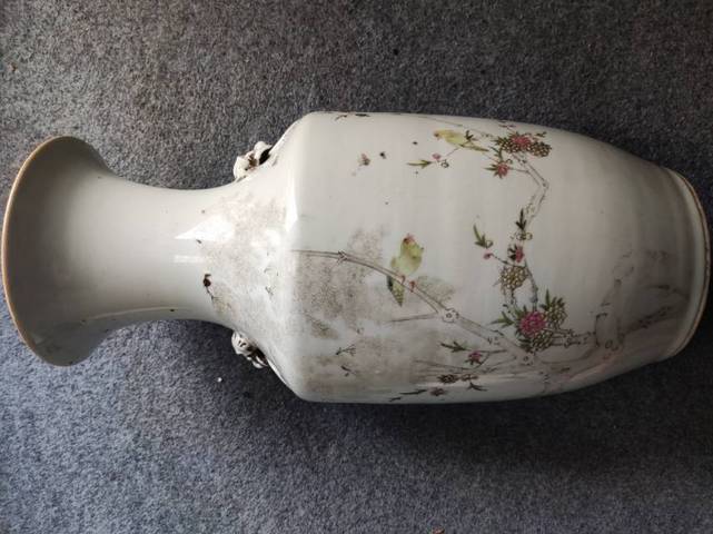 古玩陶瓷民國粉彩柳葉黃鶯瓶真品鑒賞圖