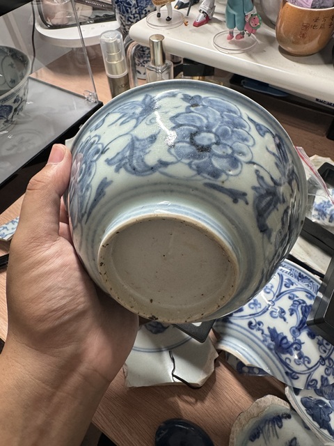 古玩陶瓷青花花卉紋碗真品鑒賞圖